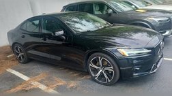 2023 Volvo S60 B5 Core Dark Theme