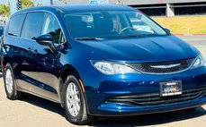 2017 Chrysler Pacifica LX
