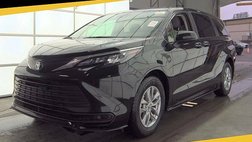 2024 Toyota Sienna LE 8-Passenger