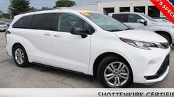 2022 Toyota Sienna XSE 7-Passenger