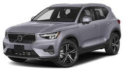 2023 Volvo XC40 B5 Ultimate Bright Theme