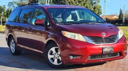 2013 Toyota Sienna LE 7-Passenger