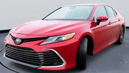 2023 Toyota Camry Hybrid XLE