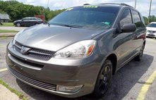 2004 Toyota Sienna 4 Dr LE Passenger Van