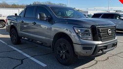 2023 Nissan Titan SV