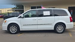 2014 Chrysler Town and Country Touring