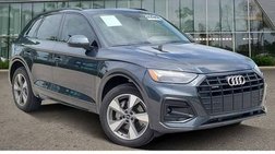 2025 Audi Q5 quattro Premium 40 TFSI