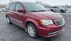 2015 Chrysler Town and Country Touring