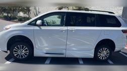 2020 Toyota Sienna XLE