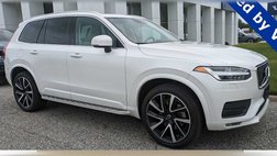 2022 Volvo XC90 T6 Momentum 7-Passenger