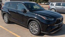 2023 Toyota Highlander Platinum