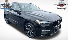 2022 Volvo XC60 B5 Momentum
