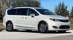 2017 Chrysler Pacifica Hybrid Platinum