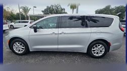 2024 Chrysler Pacifica Touring