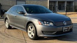2013 Volkswagen Passat SE
