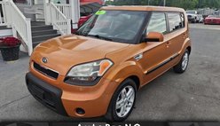 2011 Kia Soul +