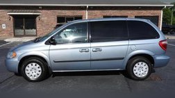 2005 Chrysler Town and Country FWD
