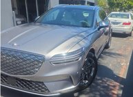 2023 Genesis Electrified GV70 Base