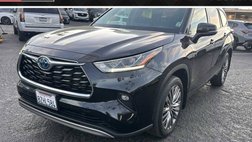 2022 Toyota Highlander Hybrid Platinum