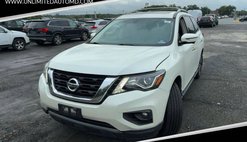 2017 Nissan Pathfinder Platinum