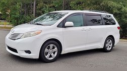 2017 Toyota Sienna LE
