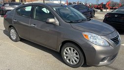 2014 Nissan Versa 1.6 SV