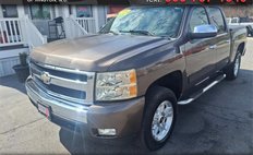 2008 Chevrolet Silverado 1500 4WD Crew Cab 143.5 LT w/1LT