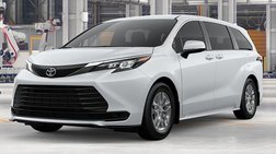 2026 Toyota Sienna LE 8-Passenger