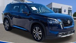 2023 Nissan Pathfinder Platinum