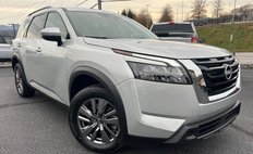 2025 Nissan Pathfinder SV