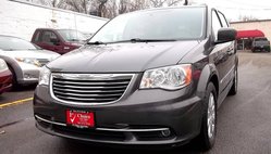 2016 Chrysler Town and Country Touring