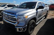 2017 Toyota Tundra SR5