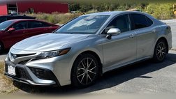 2023 Toyota Camry Hybrid SE