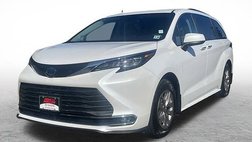 2023 Toyota Sienna XLE 7-Passenger