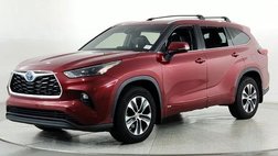 2022 Toyota Highlander Hybrid XLE