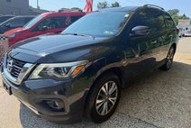 2017 Nissan Pathfinder SV