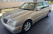 2002 Mercedes-Benz E-Class E 320