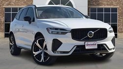 2025 Volvo XC60 B5 Ultra Dark Theme