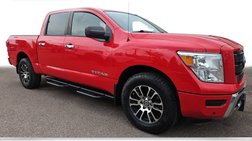 2021 Nissan Titan SV