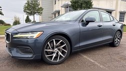 2020 Volvo S60 T5 Momentum
