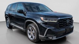 2023 Honda Pilot EX-L w/Rear Captain's Chairs