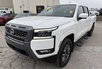 2025 Nissan Frontier SL