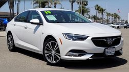 2019 Buick Regal Sportback Essence