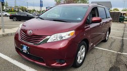 2015 Toyota Sienna LE 8-Passenger