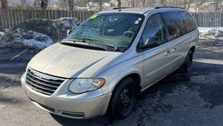 2006 Chrysler Town and Country LX