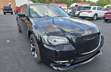 2021 Chrysler 300 Touring