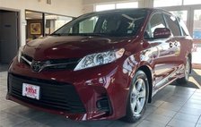 2020 Toyota Sienna LE