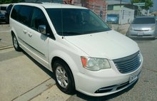 2011 Chrysler Town and Country Touring-L