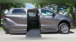 2024 Toyota Sienna XLE 8-Passenger