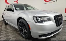2023 Chrysler 300 Touring